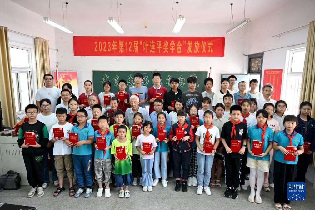 qq梭哈游戏